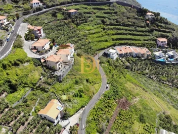 Terreno para Venda em Ribeira Brava