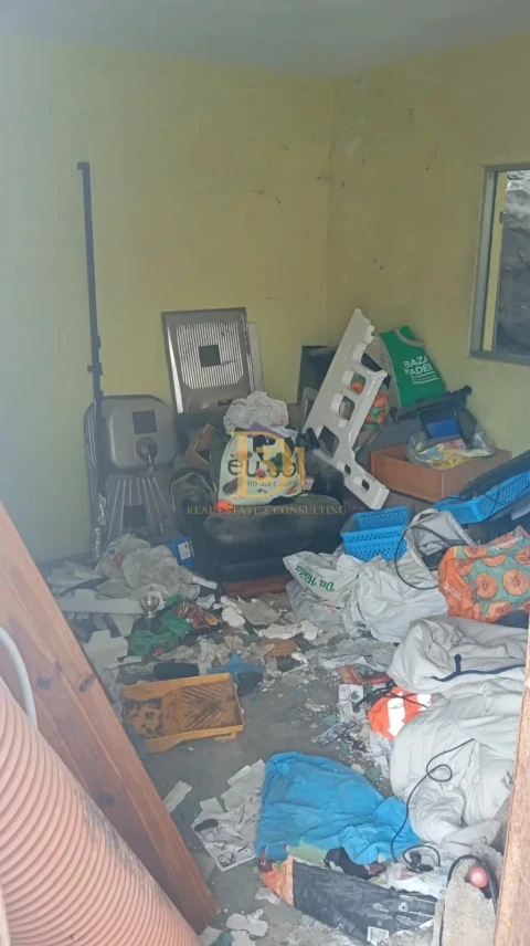 Moradia T4 para Venda em Funchal (São Pedro)