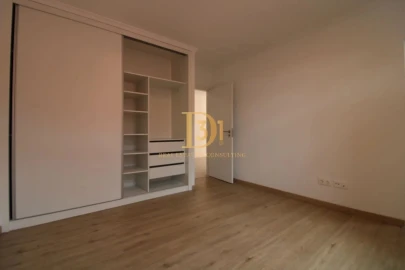 Moradia T3 para Venda em Funchal (Santa Luzia)
