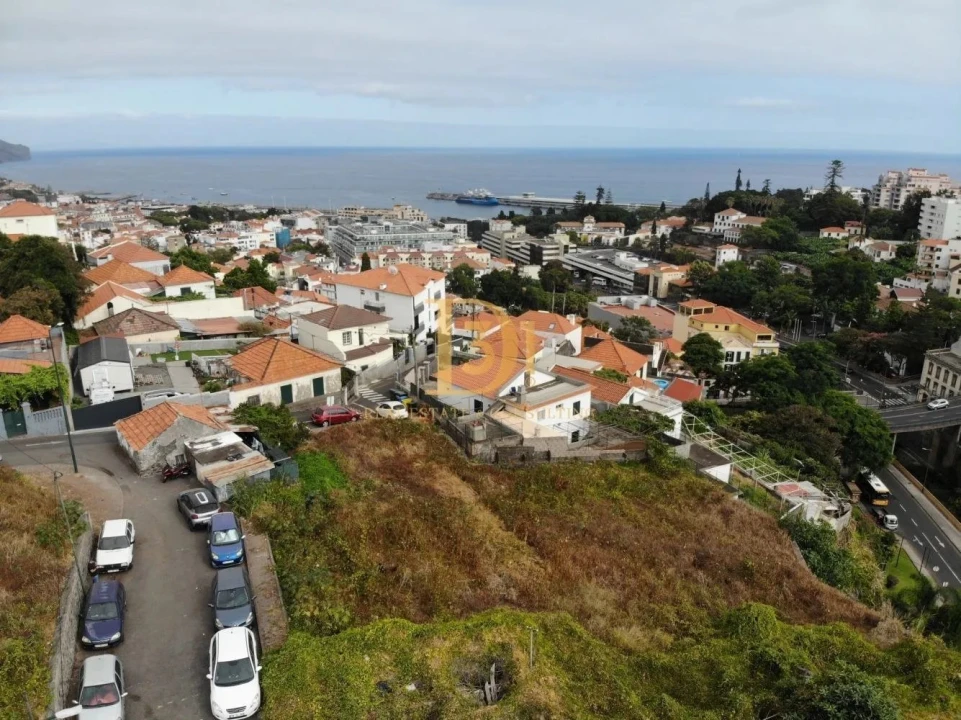 Terreno para Venda em Funchal (São Pedro) Foto 16