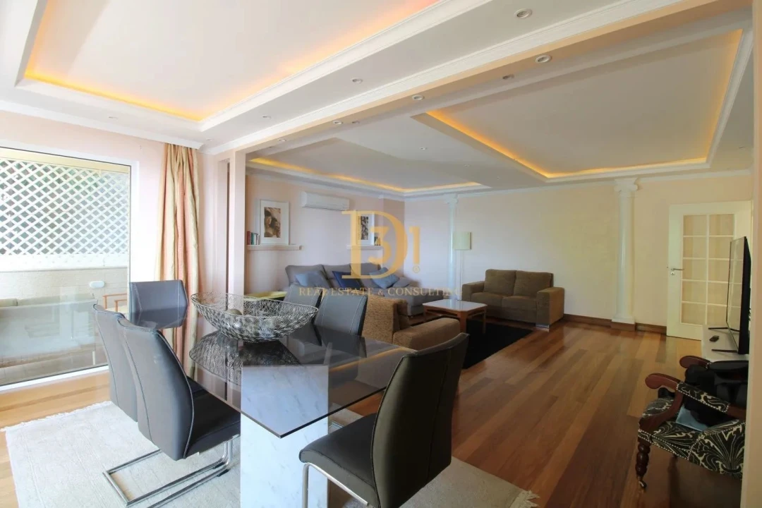 Apartamento T4 para Venda em São Martinho Foto 11
