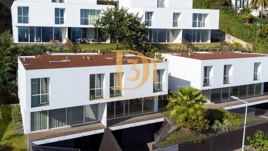 Moradia T4 para Venda em São Martinho