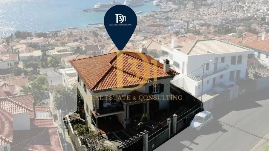 Moradia T4 para Venda em Funchal (Santa Maria Maior)