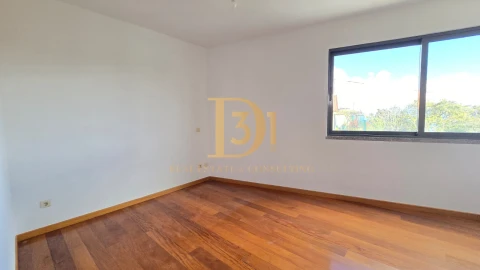 Apartamento T2 para Venda em Santo Antonio