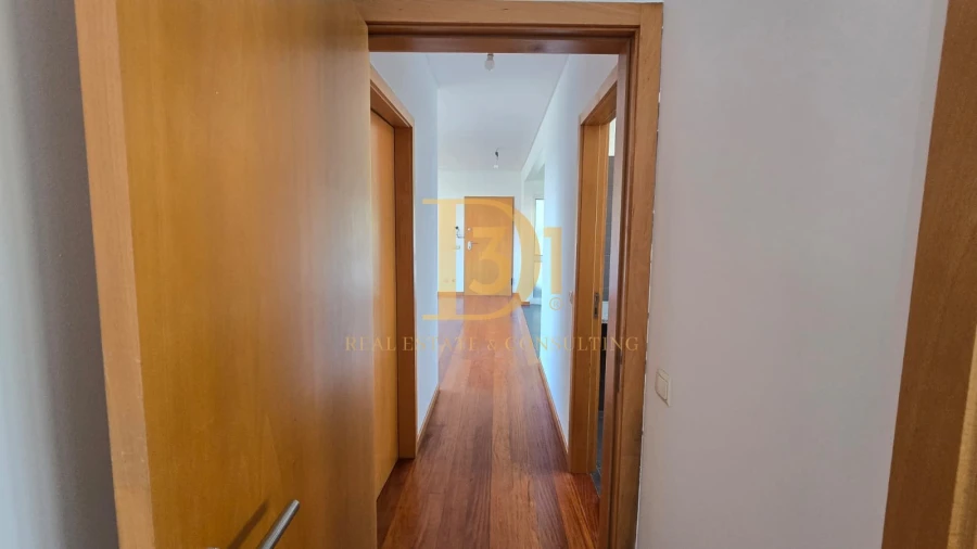 Apartamento T2 para Venda em Santo Antonio Foto 13