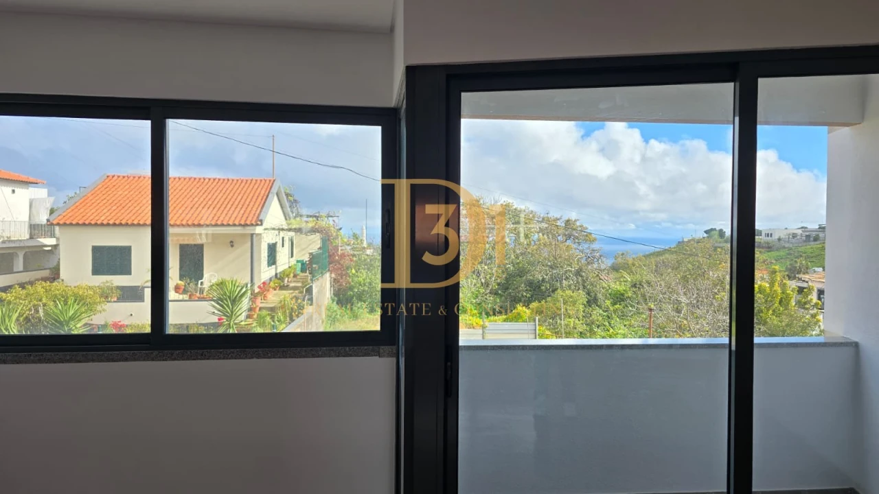 Apartamento T2 para Venda em Santo Antonio Foto 2