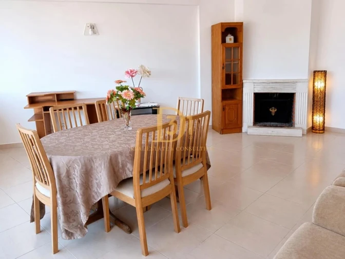 Apartamento T3 para Venda em Agualva e Mira-Sintra Foto 3