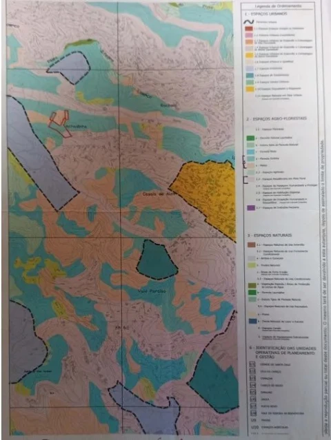 Terreno para Venda em Camacha