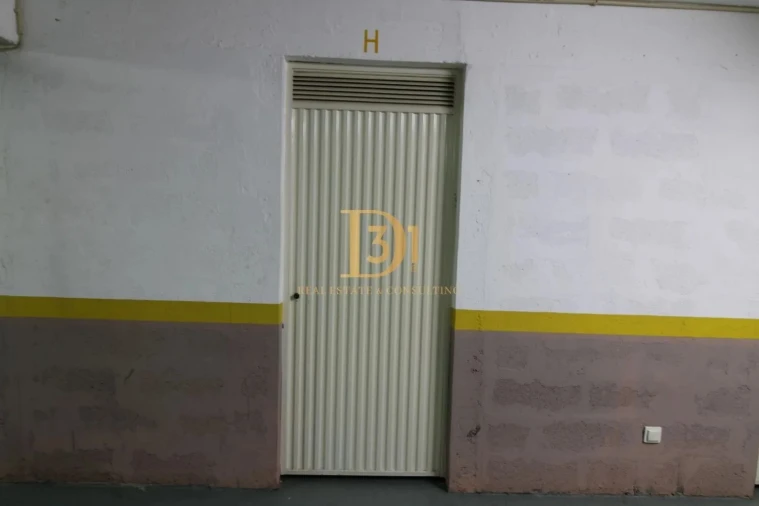 Apartamento T2 para Venda em Caniço Foto 12