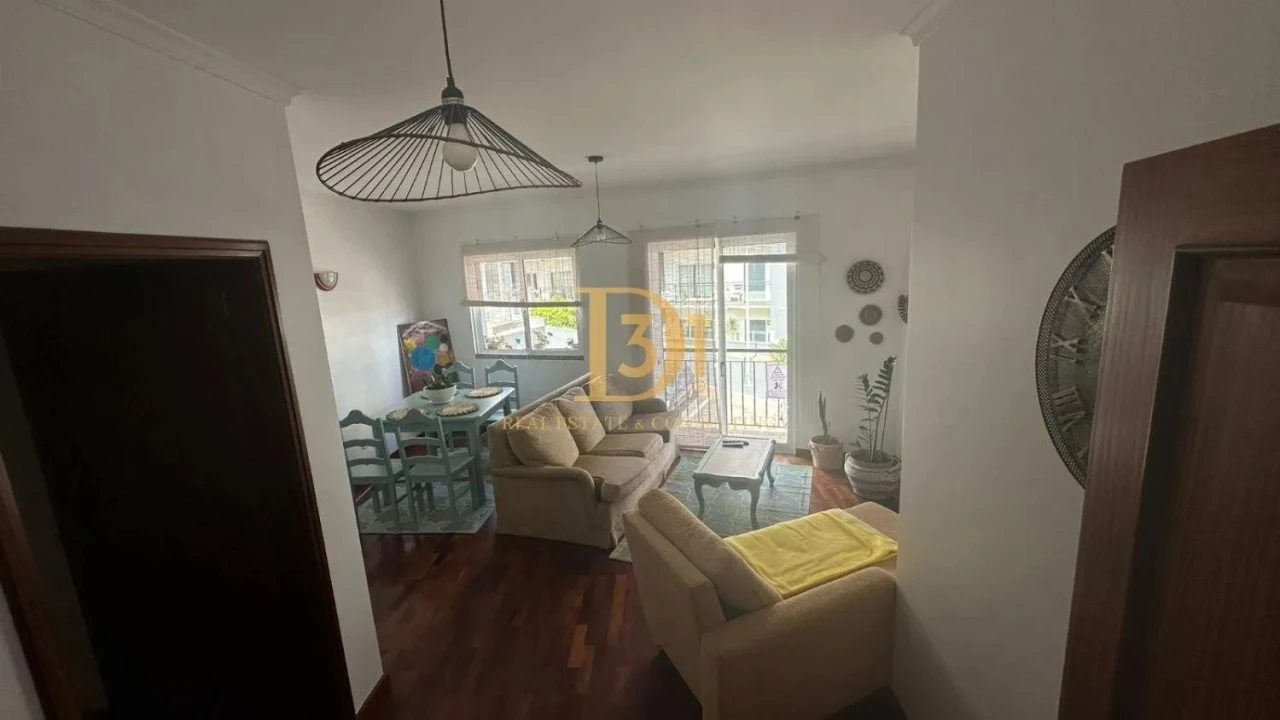 Apartamento T2 para Venda em Caniço Foto 31