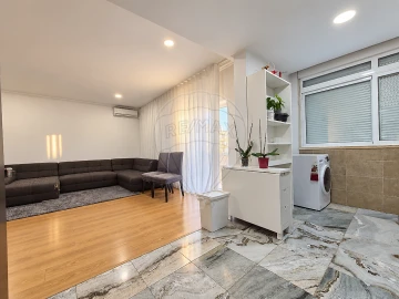 Apartamento T3 para Venda em Póvoa de Santa Iria e Forte da Casa