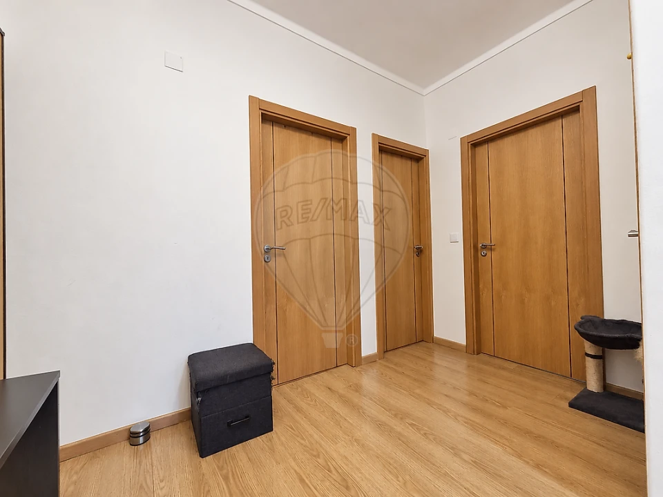 Apartamento T3 para Venda em Póvoa de Santa Iria e Forte da Casa Foto 5