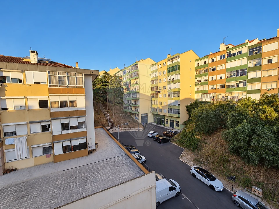 Apartamento T3 para Venda em Póvoa de Santa Iria e Forte da Casa Foto 22