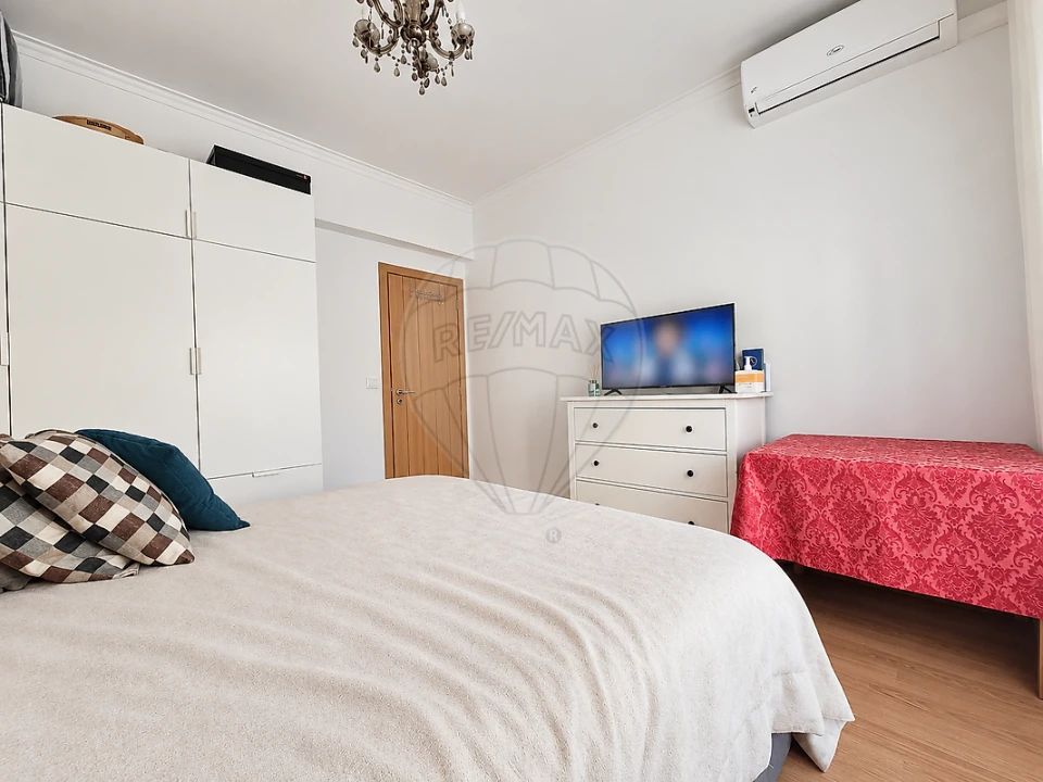 Apartamento T3 para Venda em Póvoa de Santa Iria e Forte da Casa Foto 20