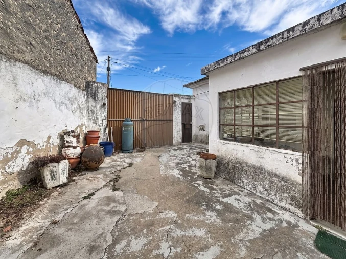 Moradia T2 para Venda em Rio Maior Foto 3