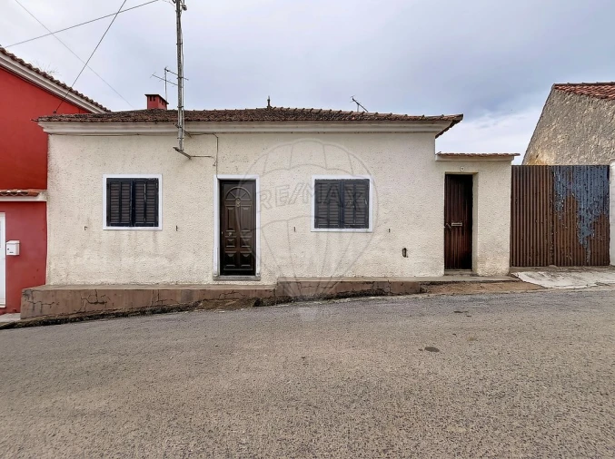 Moradia T2 para Venda em Rio Maior Foto 13