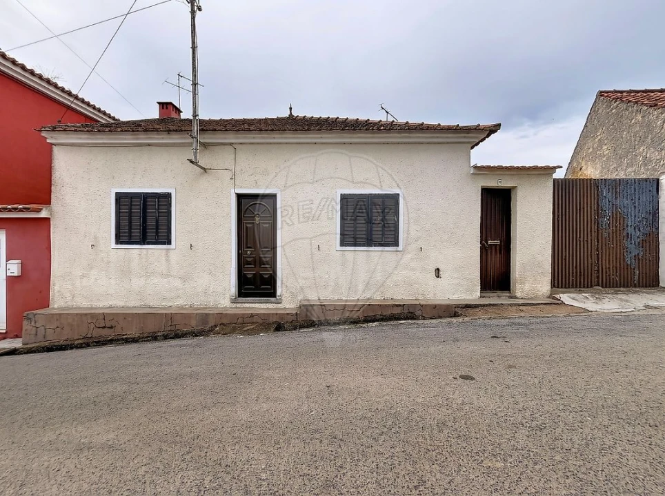 Moradia T2 para Venda em Rio Maior Foto 13