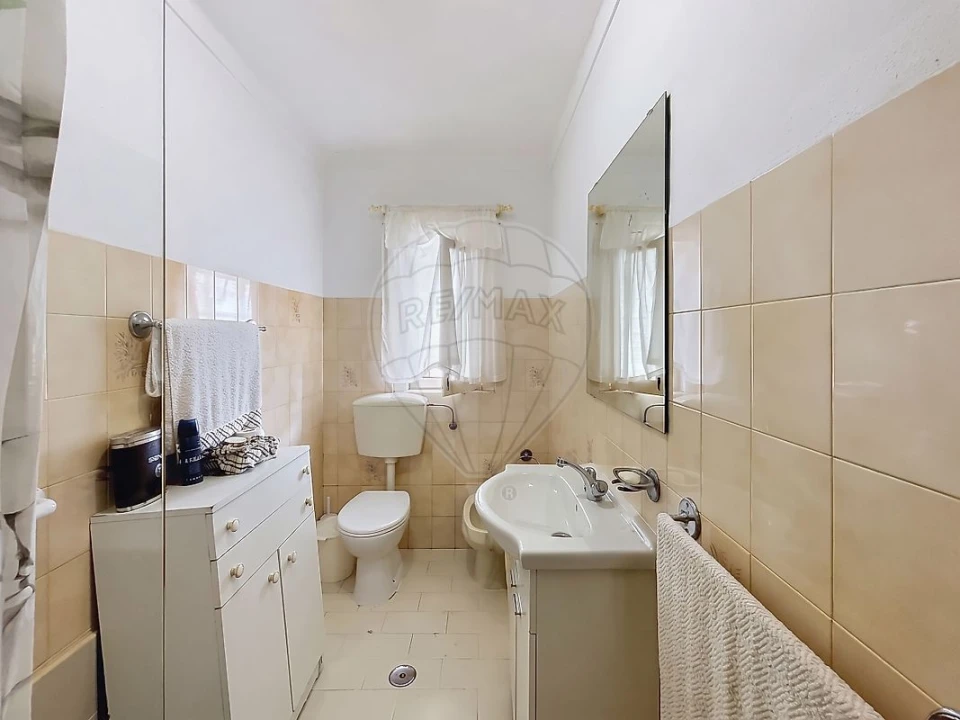 Moradia T2 para Venda em Rio Maior Foto 1