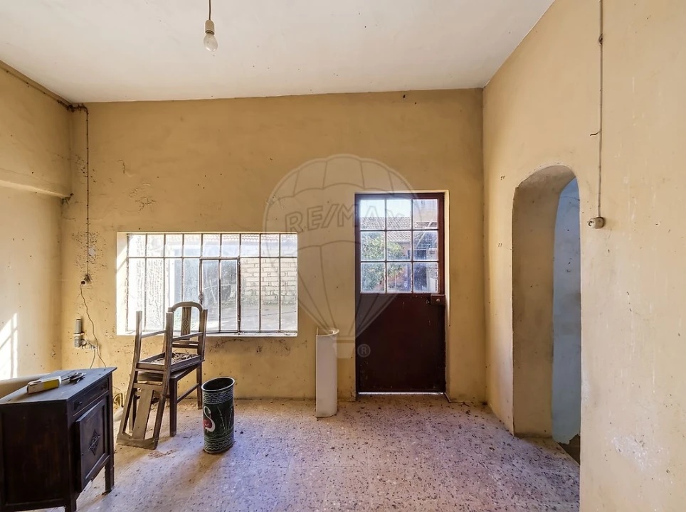 Moradia T3 para Venda em Rio Maior Foto 1