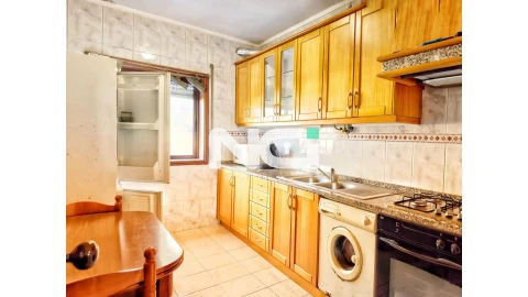 Apartamento T3 para Venda em Urgezes