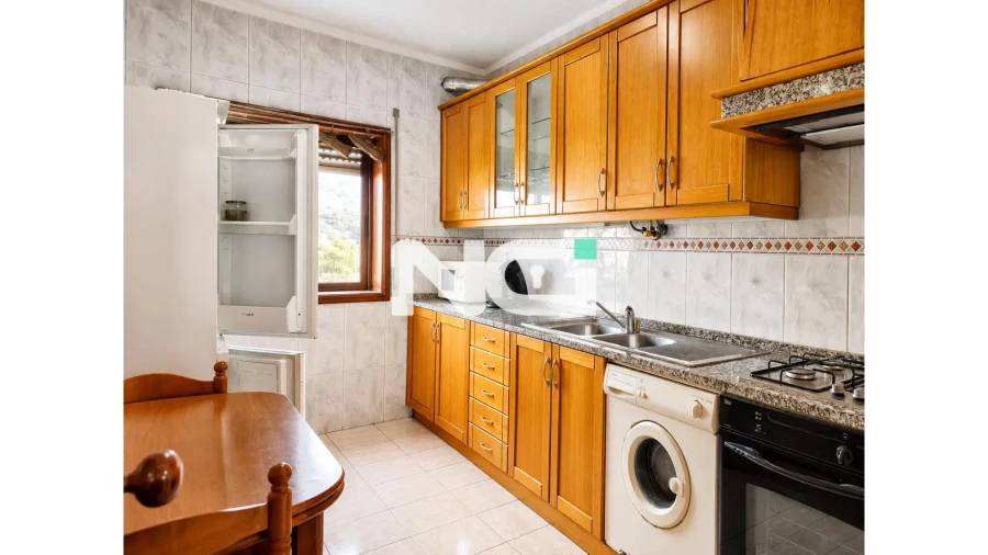 Apartamento T3 para Venda em Urgezes Foto 6