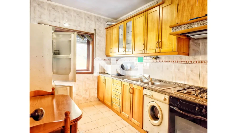Apartamento T3 para Venda em Urgezes Foto 14