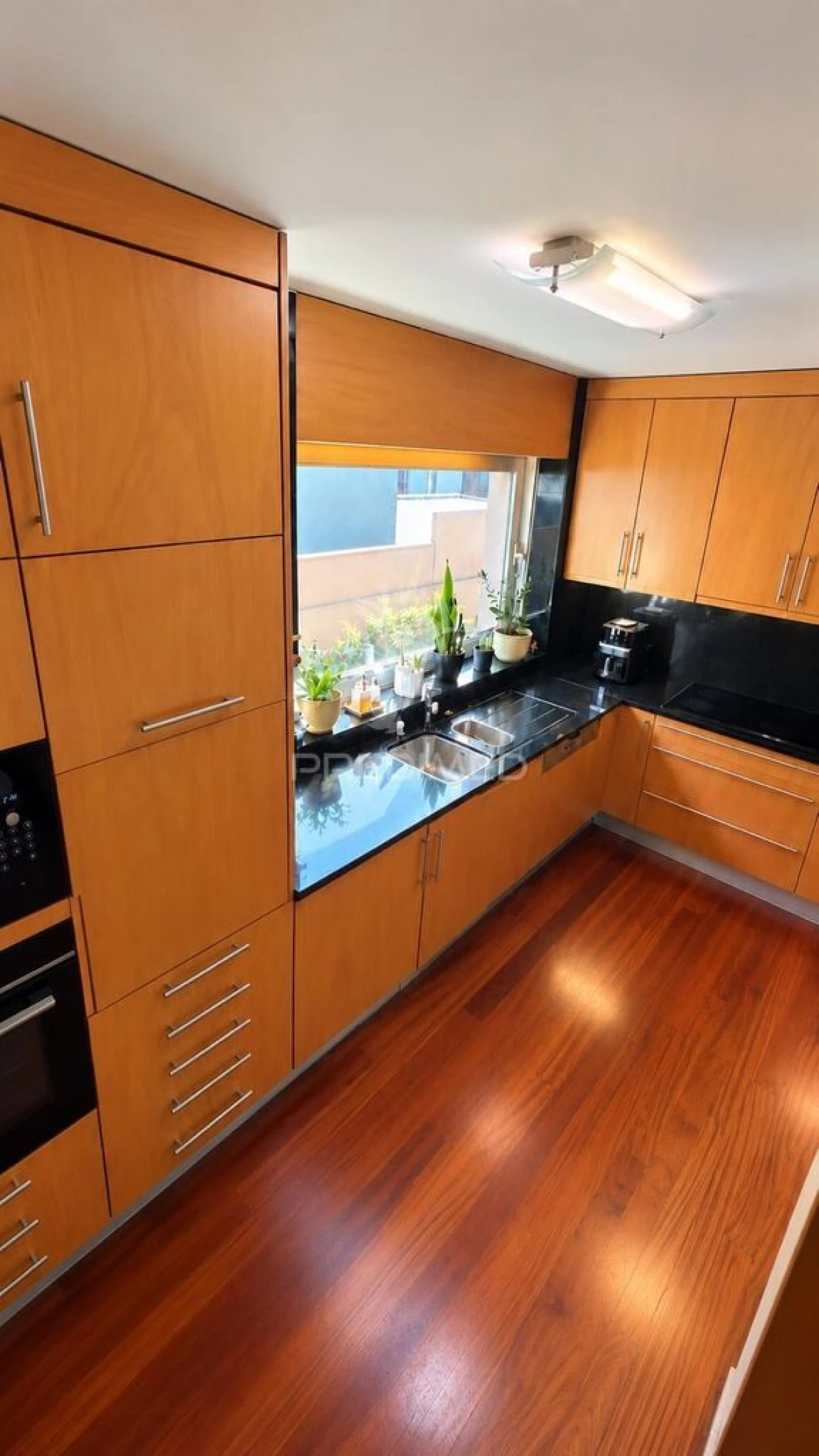 Moradia T4 para Venda em Arvore Foto 13