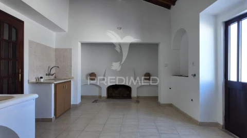 Moradia T4 para Venda em Ferreira do Alentejo e Canhestros