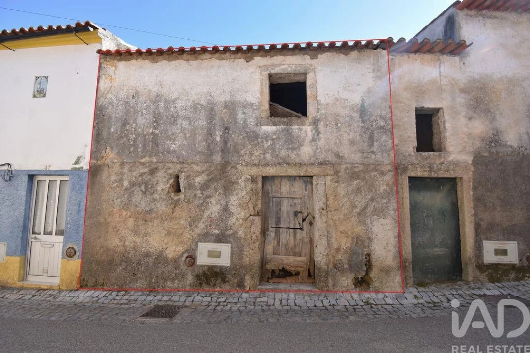 Moradia para Venda em Condeixa-A-Velha e Condeixa-A-Nova Foto 1