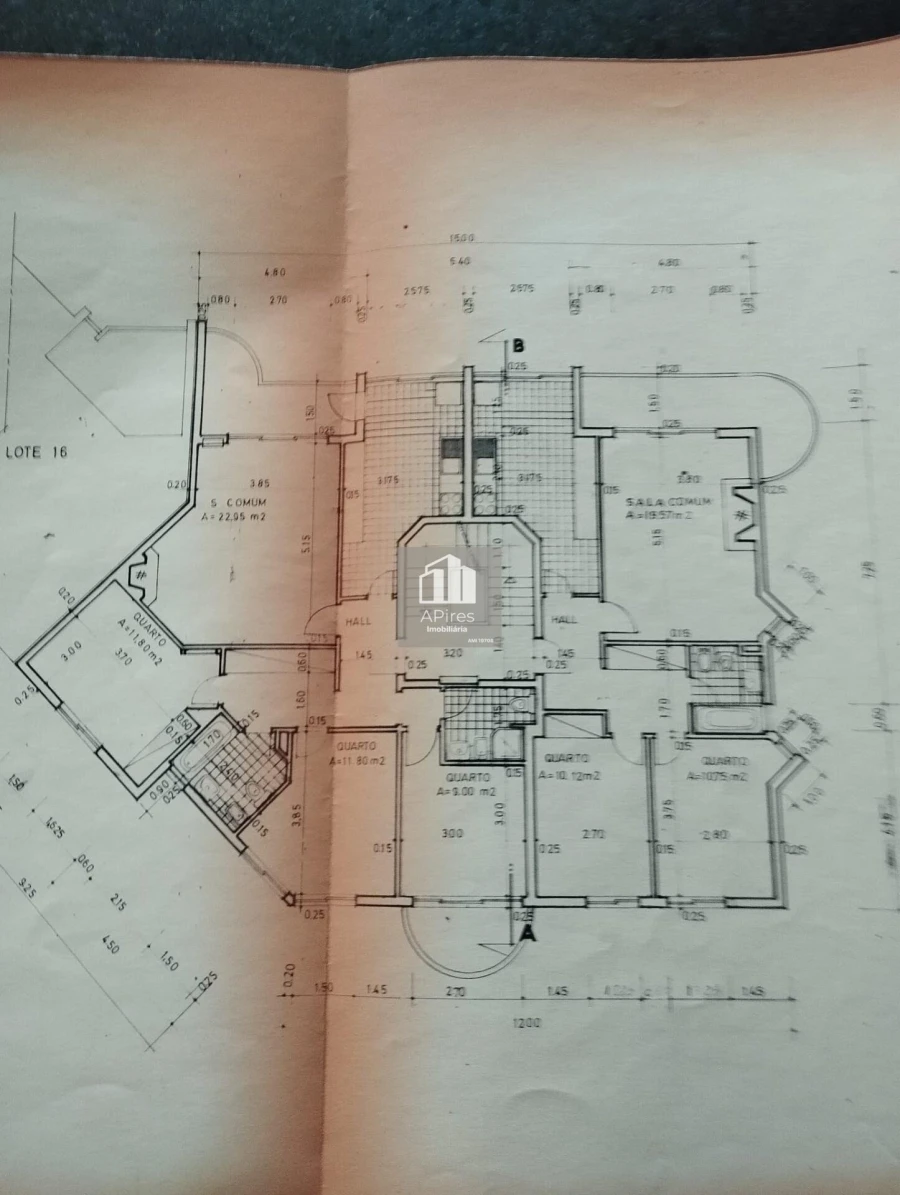 Apartamento T3 para Venda em Charneca de Caparica e Sobreda Planta 1