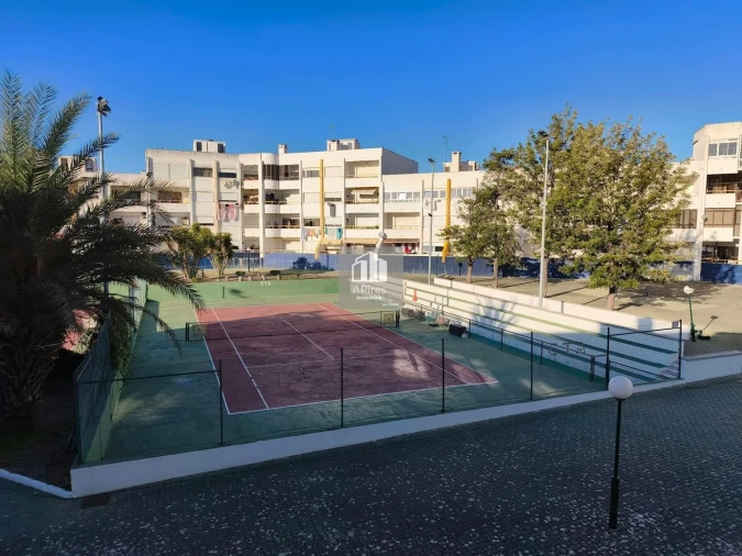 Apartamento T3 para Venda em Charneca de Caparica e Sobreda Foto 45