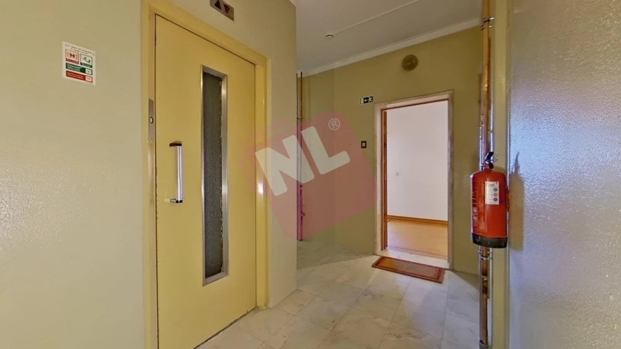Apartamento T2 para Arrendamento em Lumiar