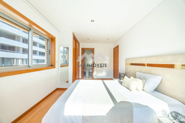 Apartamento T2 para Venda em Custoias Foto 4