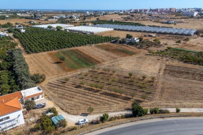 Moradia T3 para Venda em Faro (Sé e São Pedro)