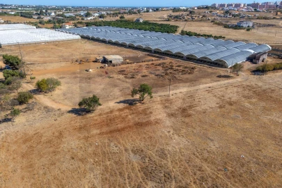 Moradia T3 para Venda em Faro (Sé e São Pedro)