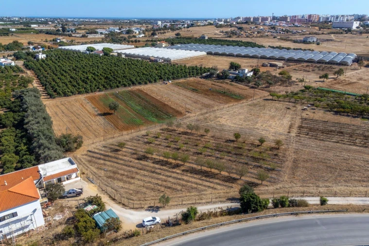Moradia T3 para Venda em Faro (Sé e São Pedro) Foto 60