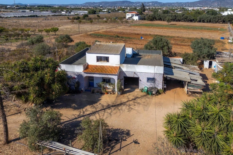 Moradia T3 para Venda em Faro (Sé e São Pedro) Foto 3