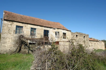 Moradia T4 para Venda em Caria