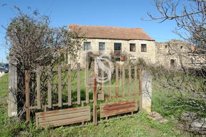 Moradia T4 para Venda em Caria