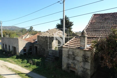 Moradia T4 para Venda em Caria