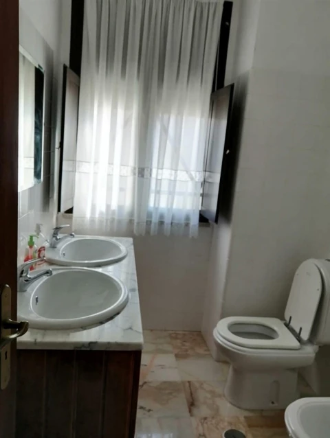 Moradia T6 para Venda em Belmonte e Colmeal da Torre