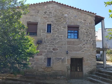 Moradia T6 para Venda em Belmonte e Colmeal da Torre