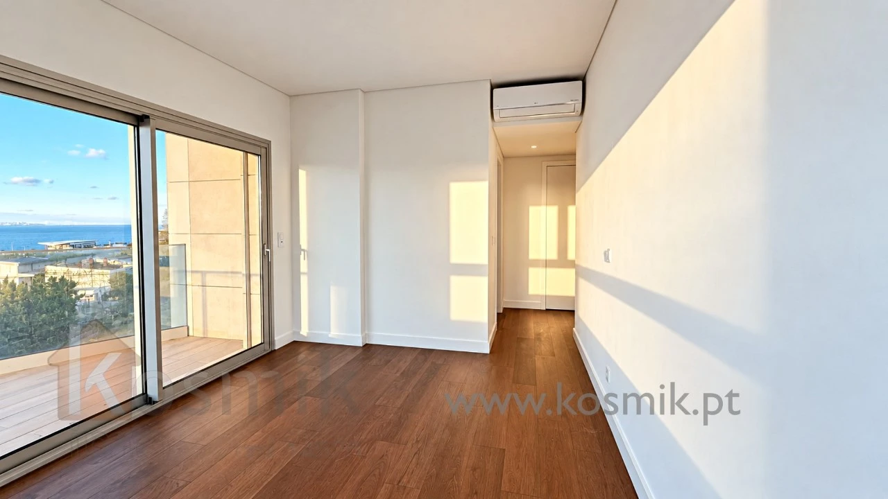 Apartamento T4 para Venda em Seixal, Arrentela e Aldeia de Paio Pires Foto 30