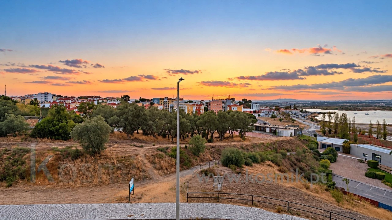 Apartamento T4 para Venda em Seixal, Arrentela e Aldeia de Paio Pires Foto 56