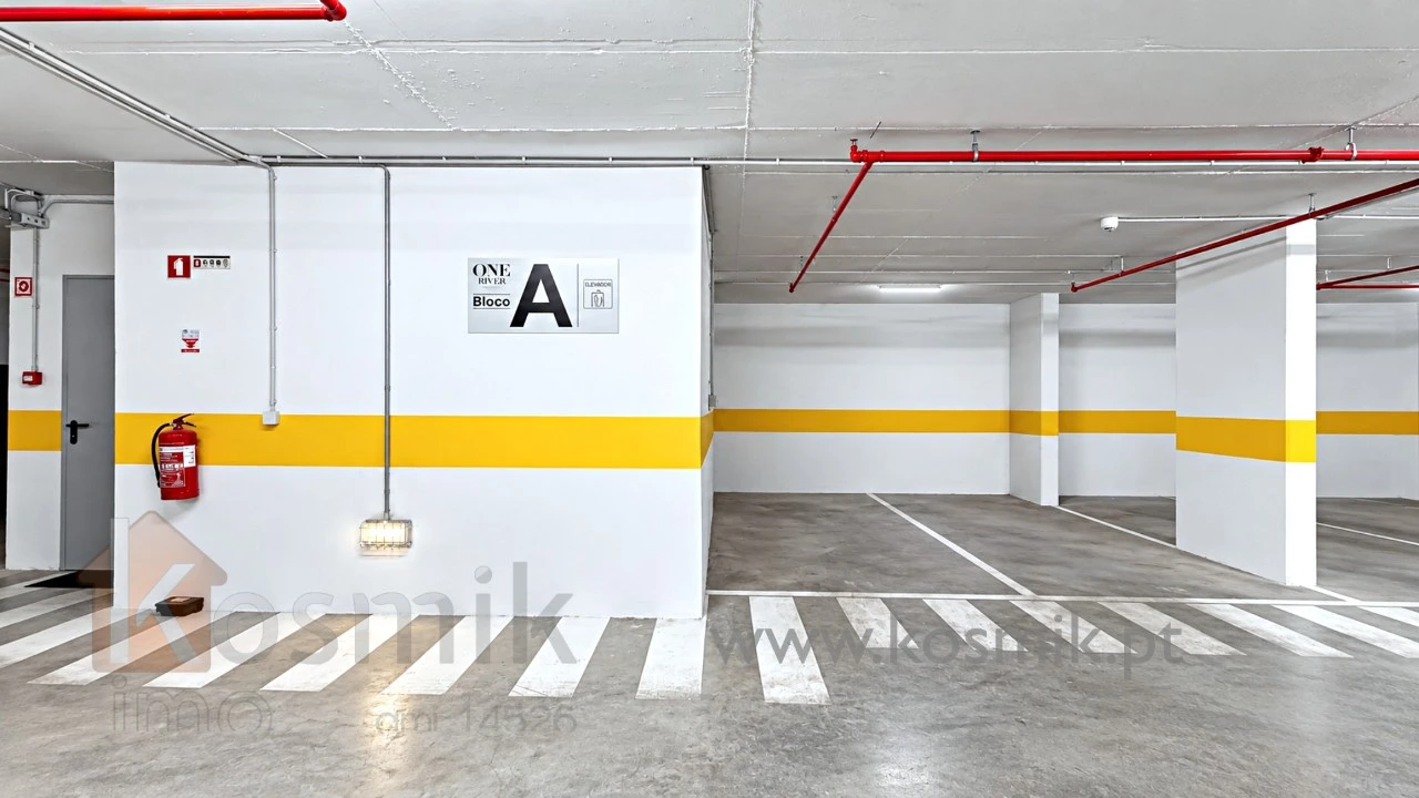 Apartamento T4 para Venda em Seixal, Arrentela e Aldeia de Paio Pires Foto 51