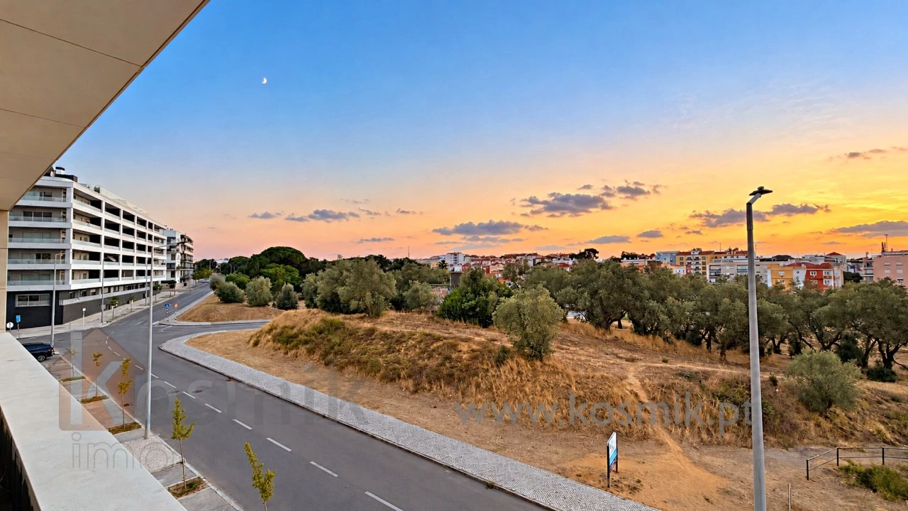 Apartamento T4 para Venda em Seixal, Arrentela e Aldeia de Paio Pires Foto 58