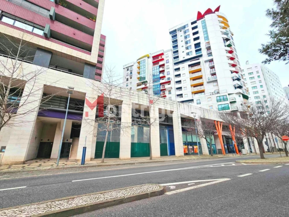 Escritório para Venda em Parque das Nações Foto 1