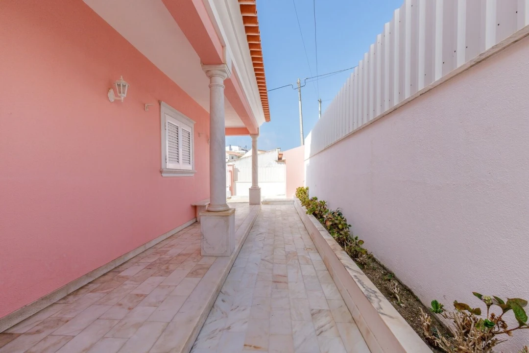 Moradia T4 para Venda em Ericeira Foto 34