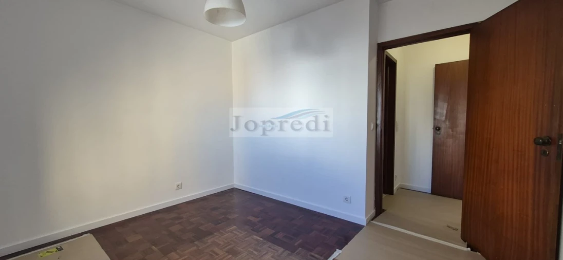 Apartamento T1 para Arrendamento em Carcavelos e Parede Foto 8