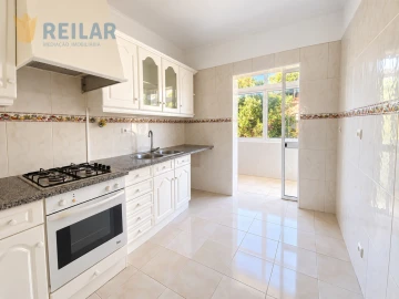 Apartamento T2 para Venda em Alverca do Ribatejo e Sobralinho